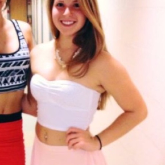 Victoria's Secret PINK embellished crop top - Picture 4 of 5